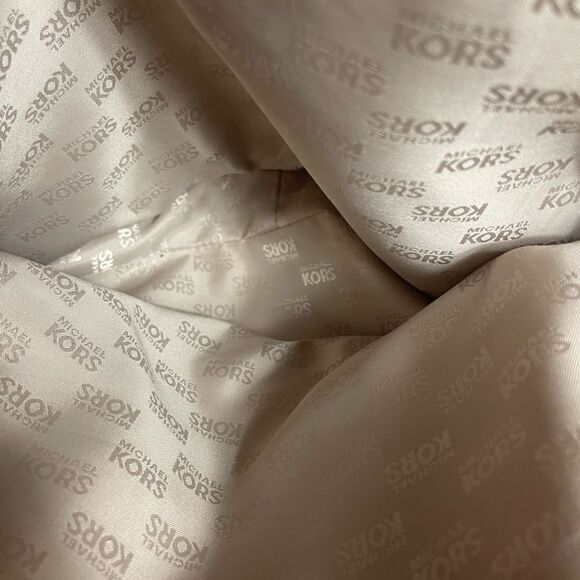 Michael Kors Cindy  leather nude medium satchel with gold hardwares and charm - Picture 12 of 13